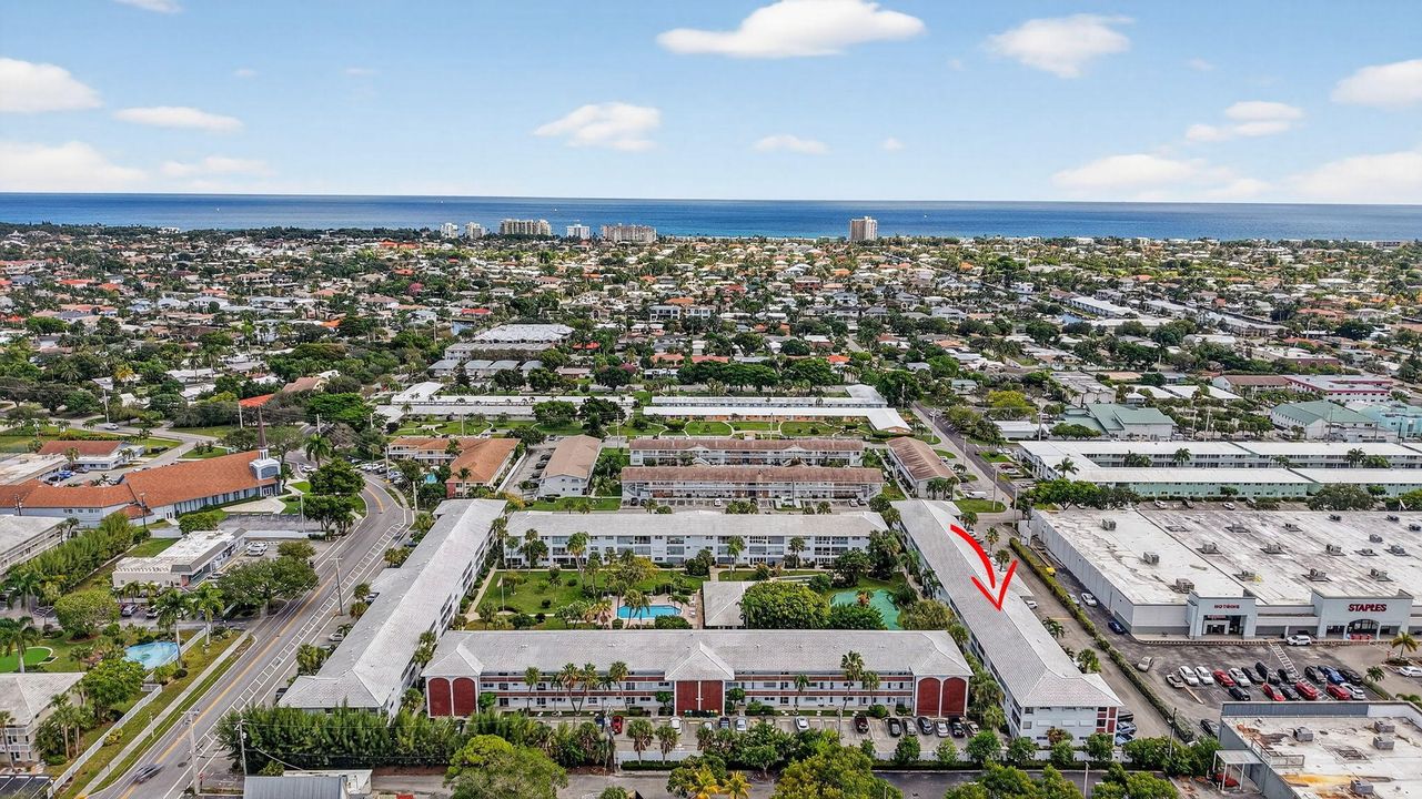 En Venta: $169,000 (2 camas, 2 baños, 920 Pies cuadrados)