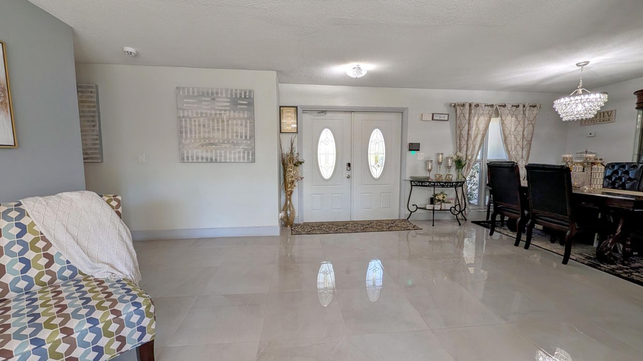 For Sale: $595,000 (4 beds, 2 baths, 1835 Square Feet)