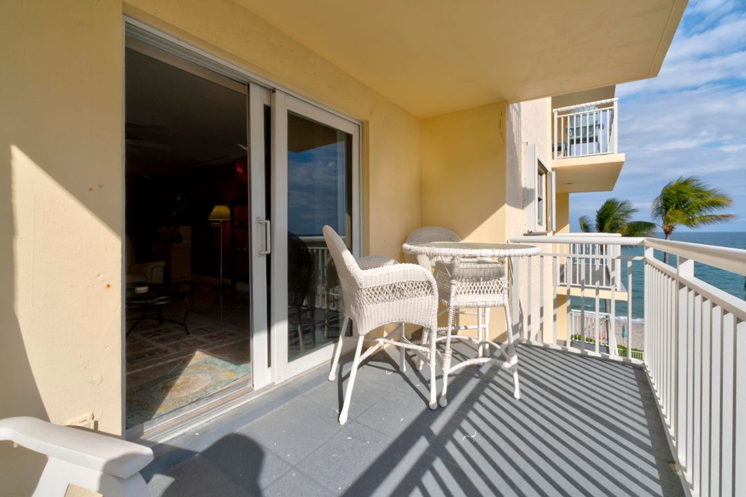 Под контрактом: $475,000 (2 спален, 2 ванн, 1050 Квадратных фут)