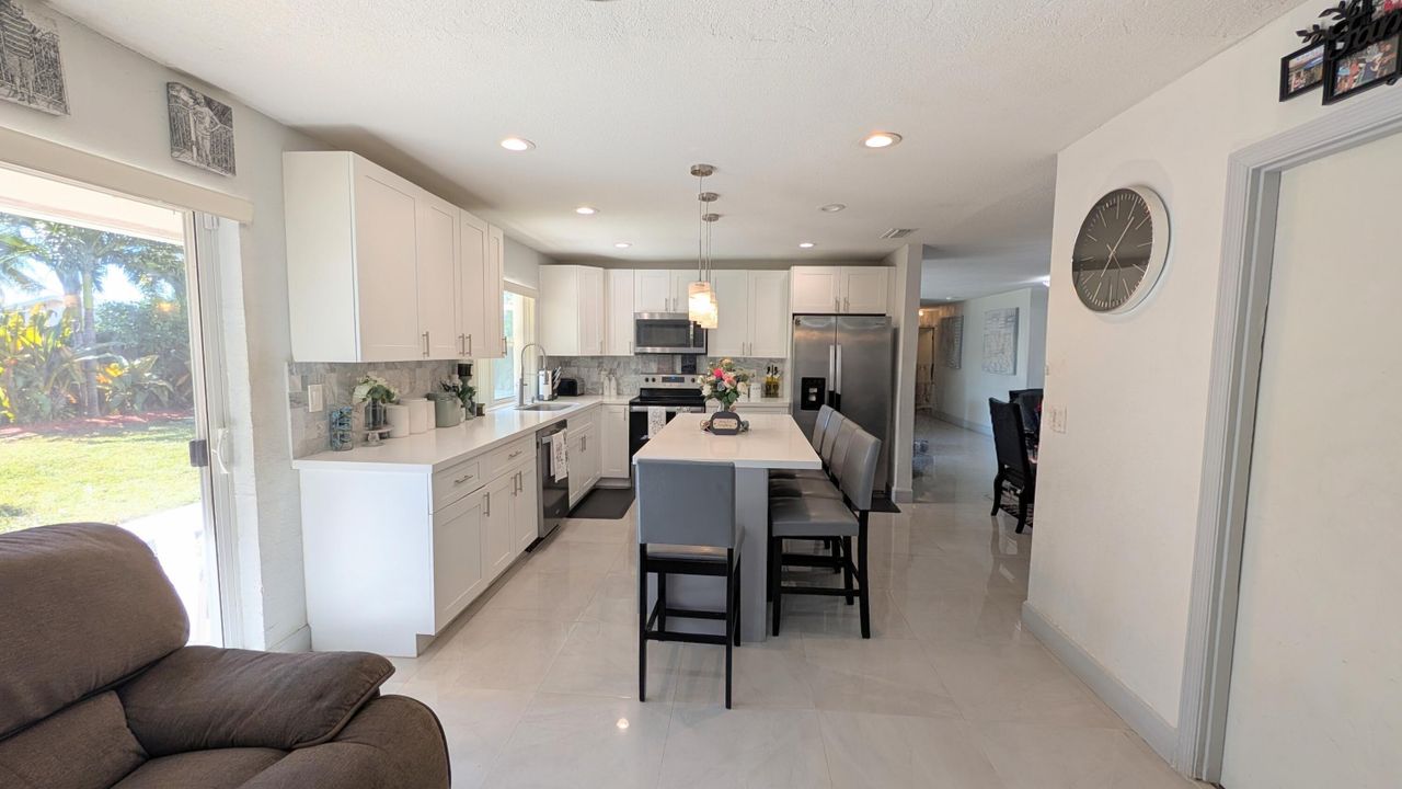 For Sale: $595,000 (4 beds, 2 baths, 1835 Square Feet)