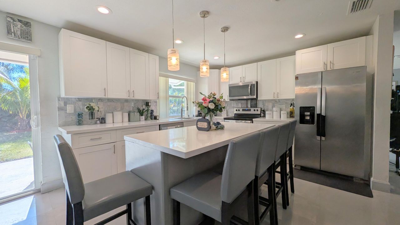 For Sale: $595,000 (4 beds, 2 baths, 1835 Square Feet)