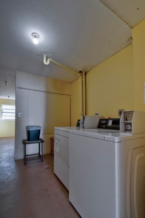 Под контрактом: $475,000 (2 спален, 2 ванн, 1050 Квадратных фут)