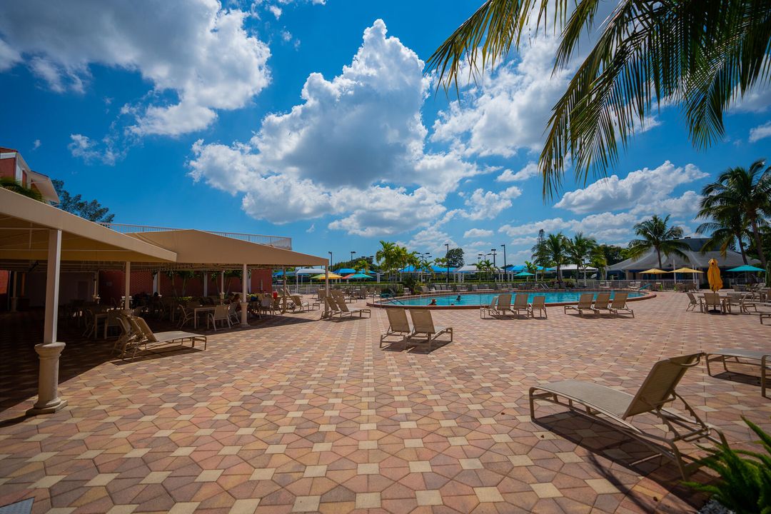 На продажу: $95,000 (1 спален, 1 ванн, 585 Квадратных фут)