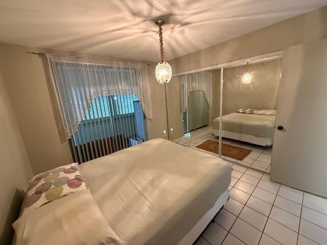 For Sale: $194,900 (2 beds, 2 baths, 1103 Square Feet)