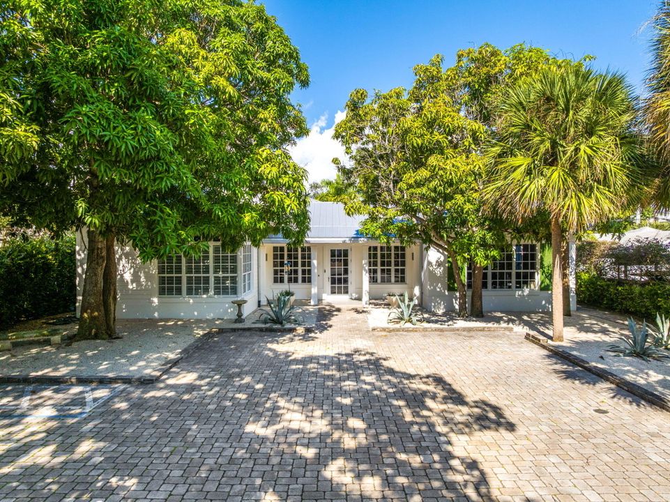 For Sale: $3,000,000 (0 beds, 0 baths, 2636 Square Feet)