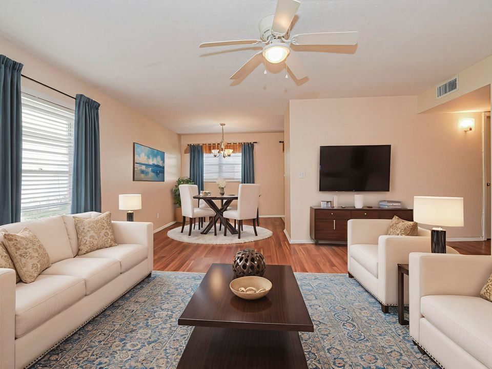 For Rent: $1,500 (2 beds, 2 baths, 1000 Square Feet)