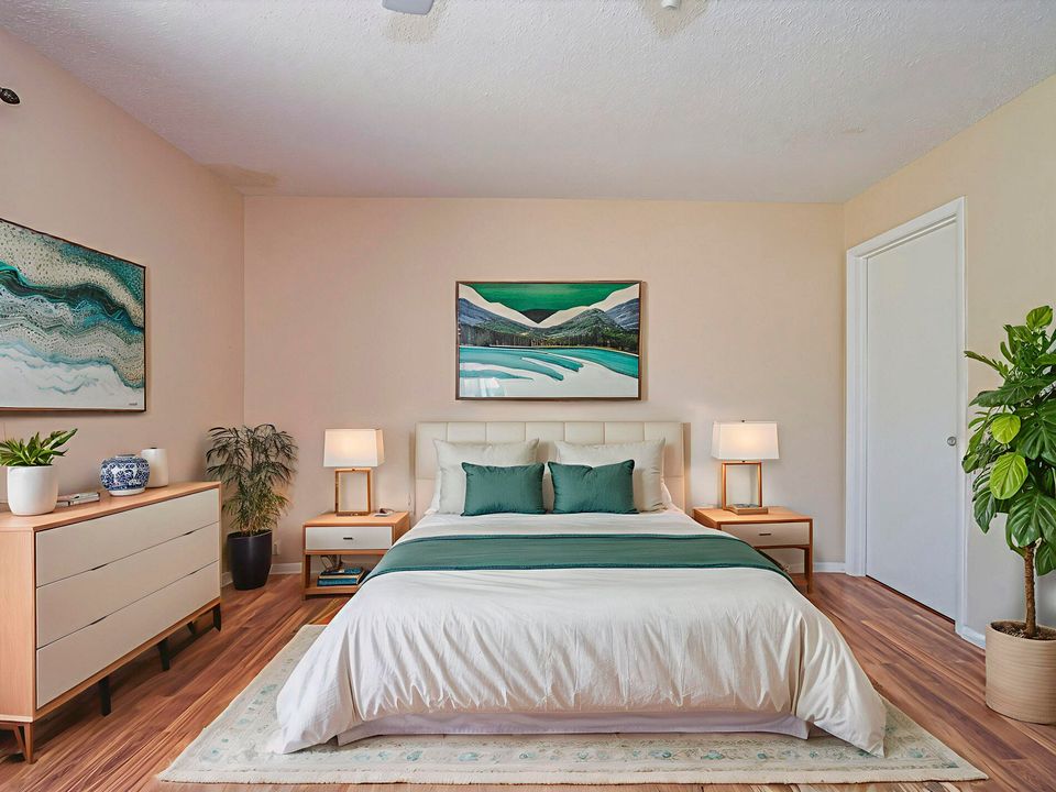 For Rent: $1,500 (2 beds, 2 baths, 1000 Square Feet)