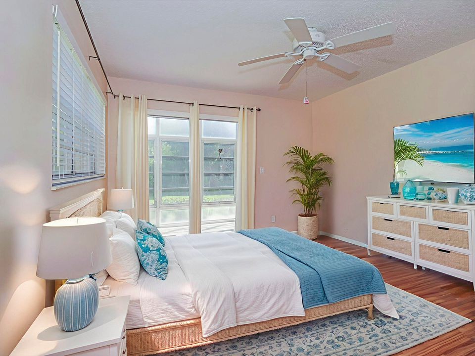 For Rent: $1,500 (2 beds, 2 baths, 1000 Square Feet)