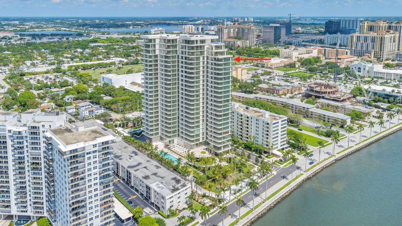For Sale: $9,950,000 (3 beds, 3 baths, 2992 Square Feet)