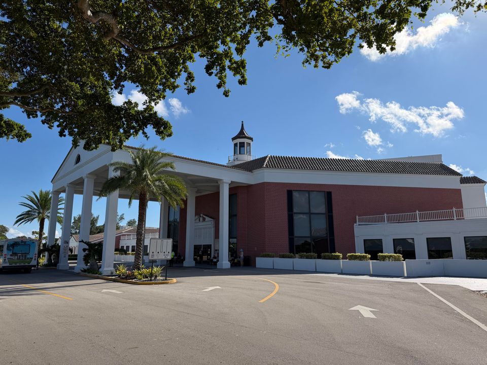 На продажу: $95,000 (1 спален, 1 ванн, 585 Квадратных фут)