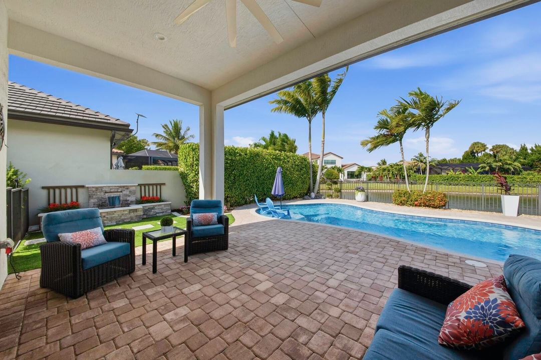 For Sale: $1,350,000 (4 beds, 4 baths, 3252 Square Feet)