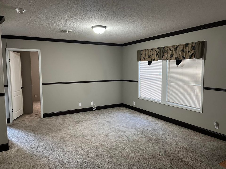 待售: $124,900 (3 贝兹, 2 浴室, 1176 平方英尺)