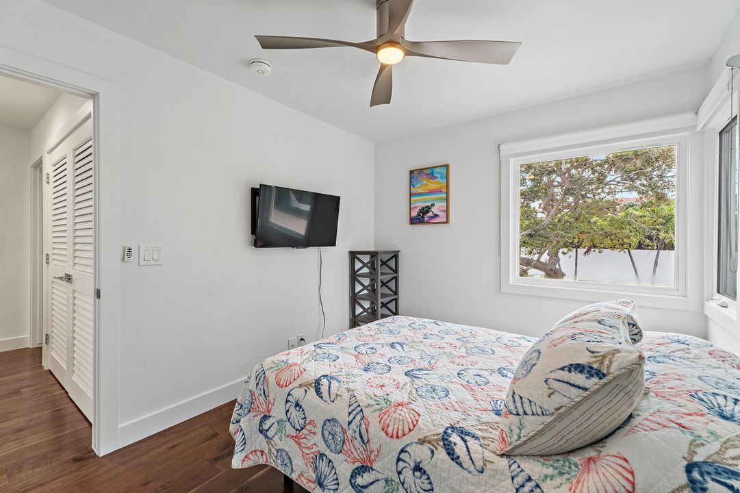 На продажу: $2,490,000 (3 спален, 2 ванн, 1806 Квадратных фут)