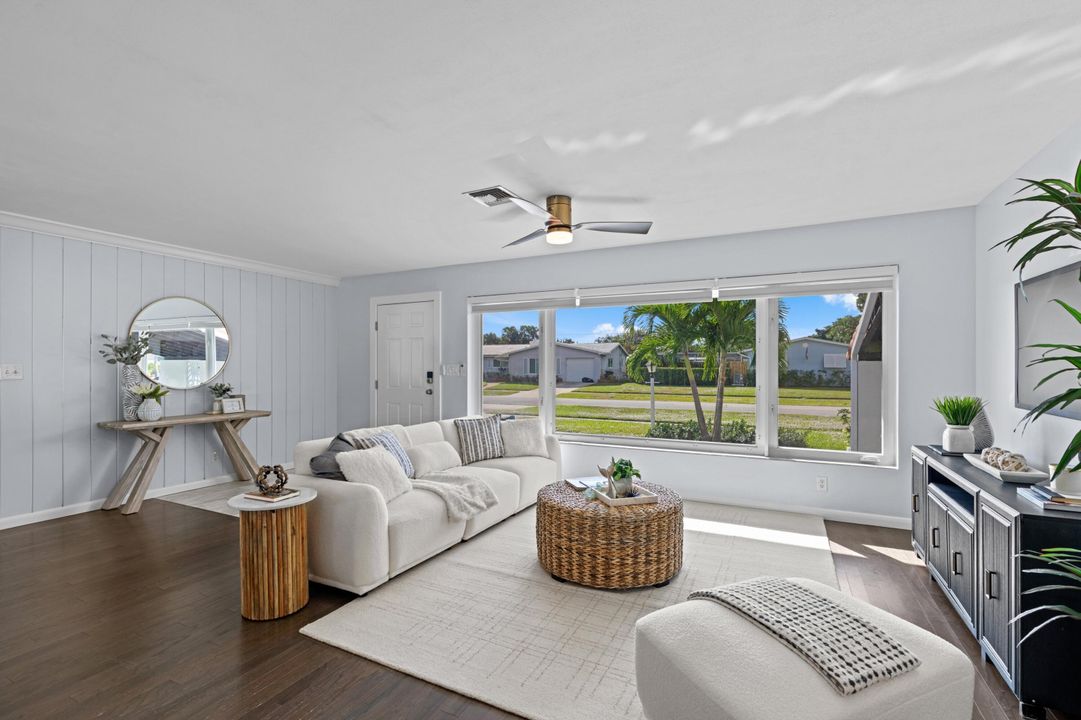 For Sale: $995,000 (4 beds, 3 baths, 1935 Square Feet)