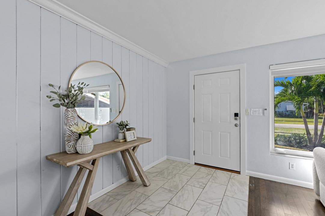 For Sale: $995,000 (4 beds, 3 baths, 1935 Square Feet)