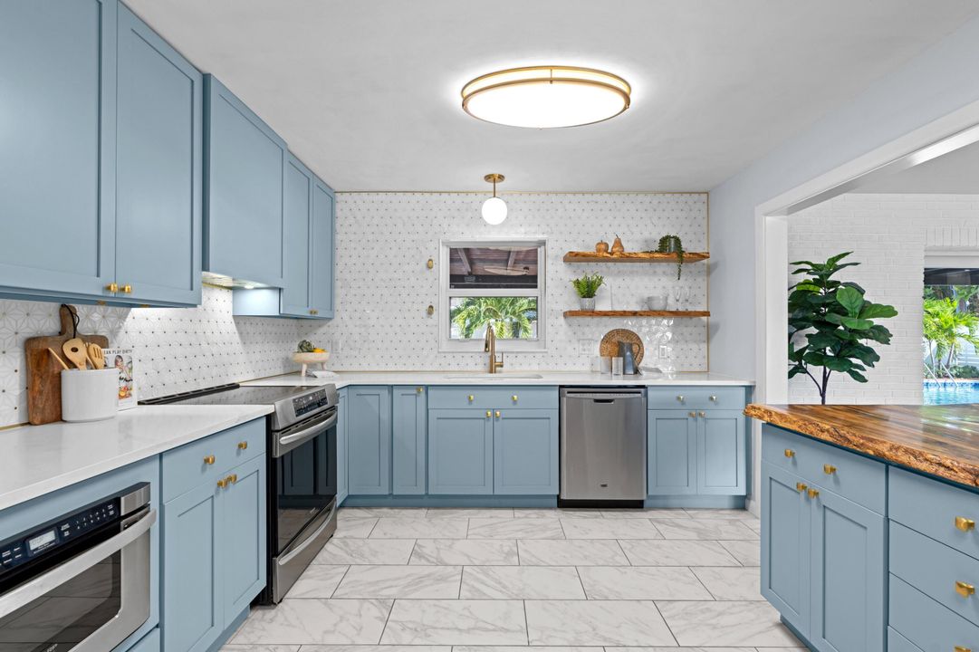 For Sale: $995,000 (4 beds, 3 baths, 1935 Square Feet)