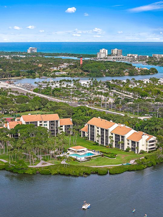 На продажу: $825,000 (2 спален, 2 ванн, 1651 Квадратных фут)