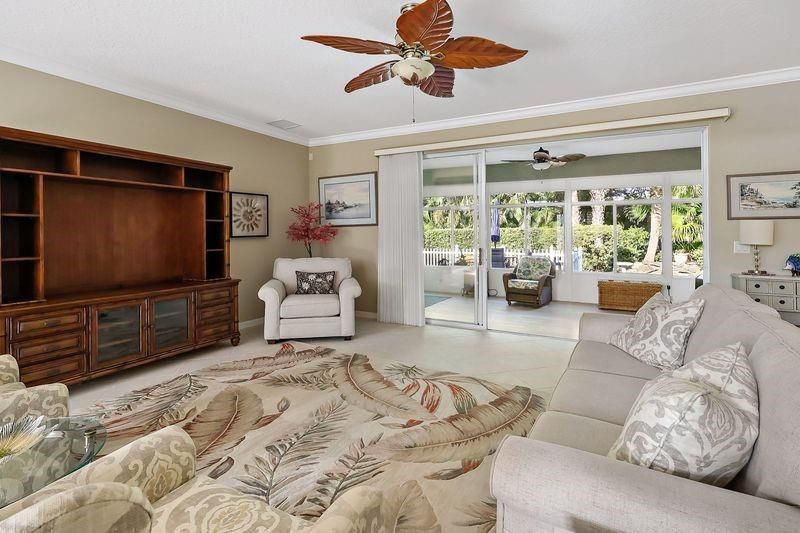 For Sale: $475,000 (3 beds, 2 baths, 2153 Square Feet)