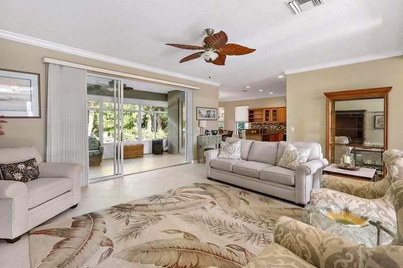 For Sale: $475,000 (3 beds, 2 baths, 2153 Square Feet)