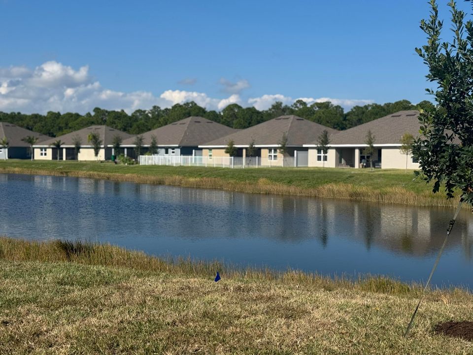 For Sale: $363,652 (4 beds, 2 baths, 1820 Square Feet)