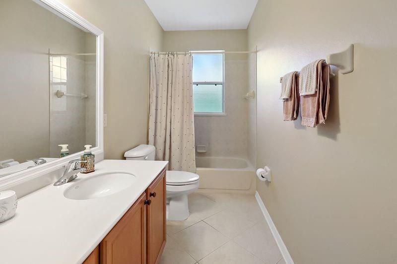 For Sale: $475,000 (3 beds, 2 baths, 2153 Square Feet)