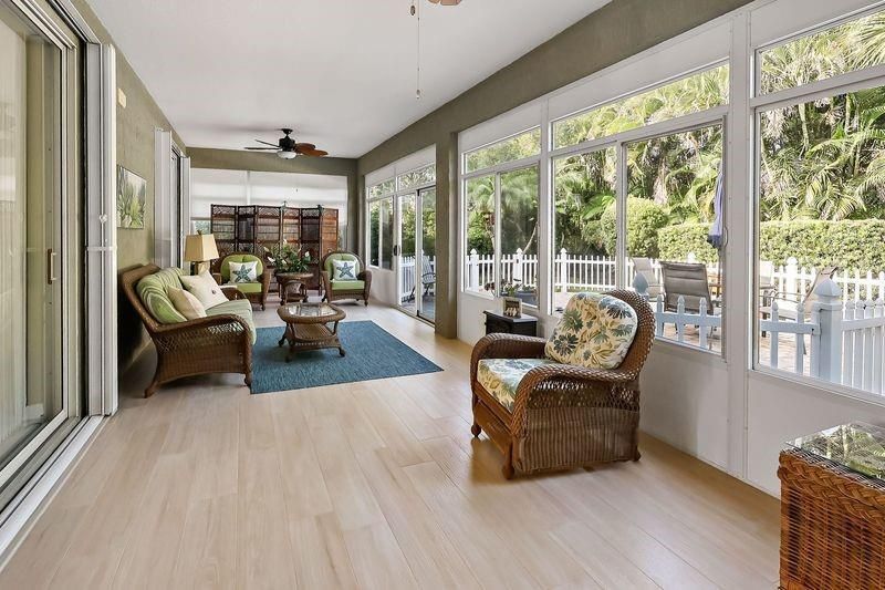 For Sale: $475,000 (3 beds, 2 baths, 2153 Square Feet)