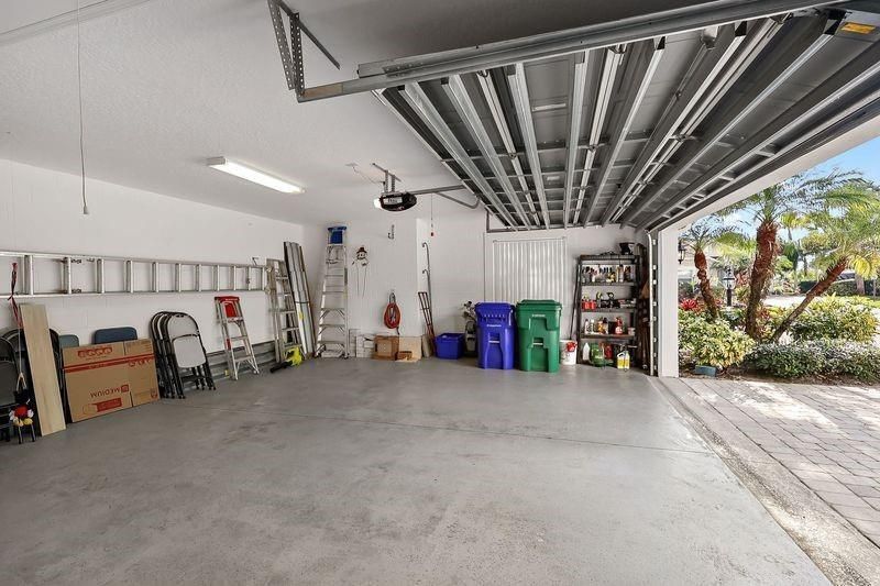 For Sale: $475,000 (3 beds, 2 baths, 2153 Square Feet)