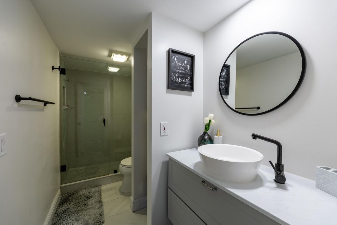 На продажу: $336,400 (2 спален, 2 ванн, 1236 Квадратных фут)