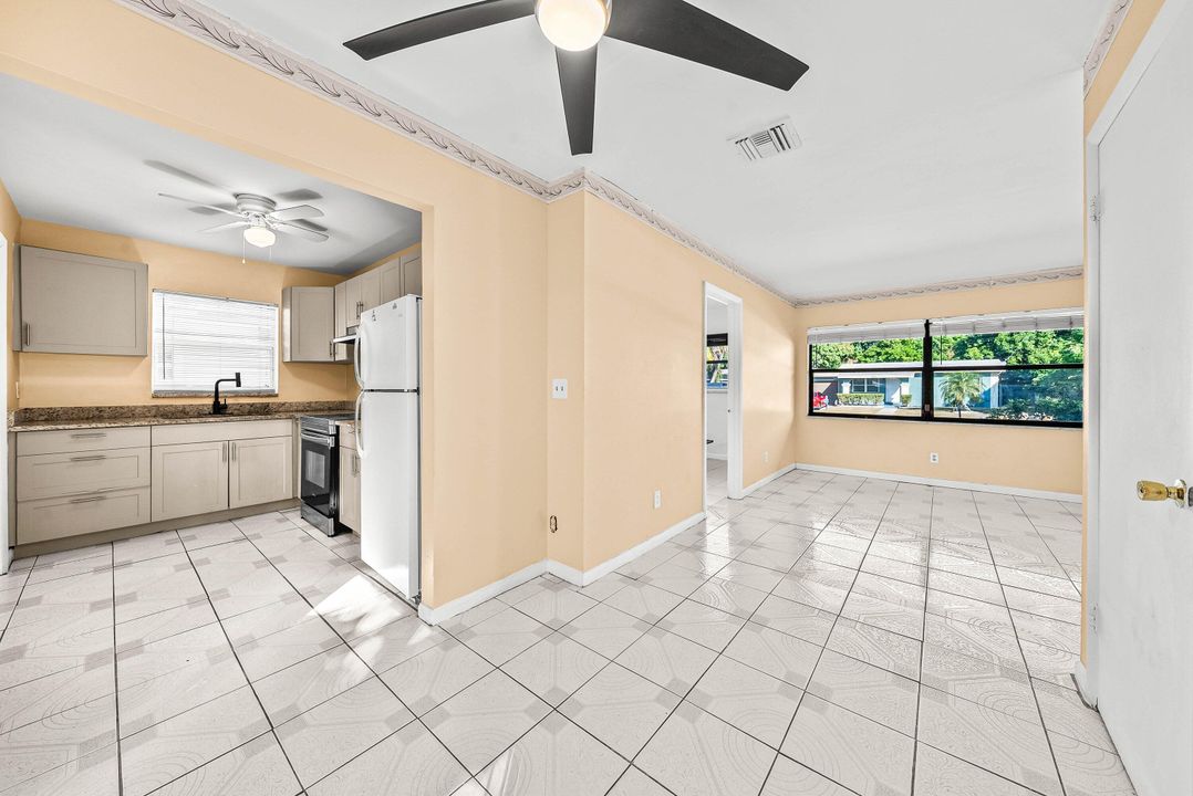 For Sale: $350,000 (4 beds, 2 baths, 1080 Square Feet)