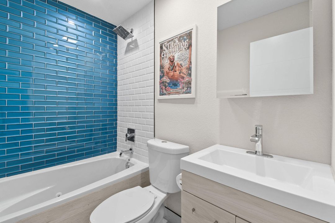 For Sale: $949,000 (4 beds, 3 baths, 1963 Square Feet)