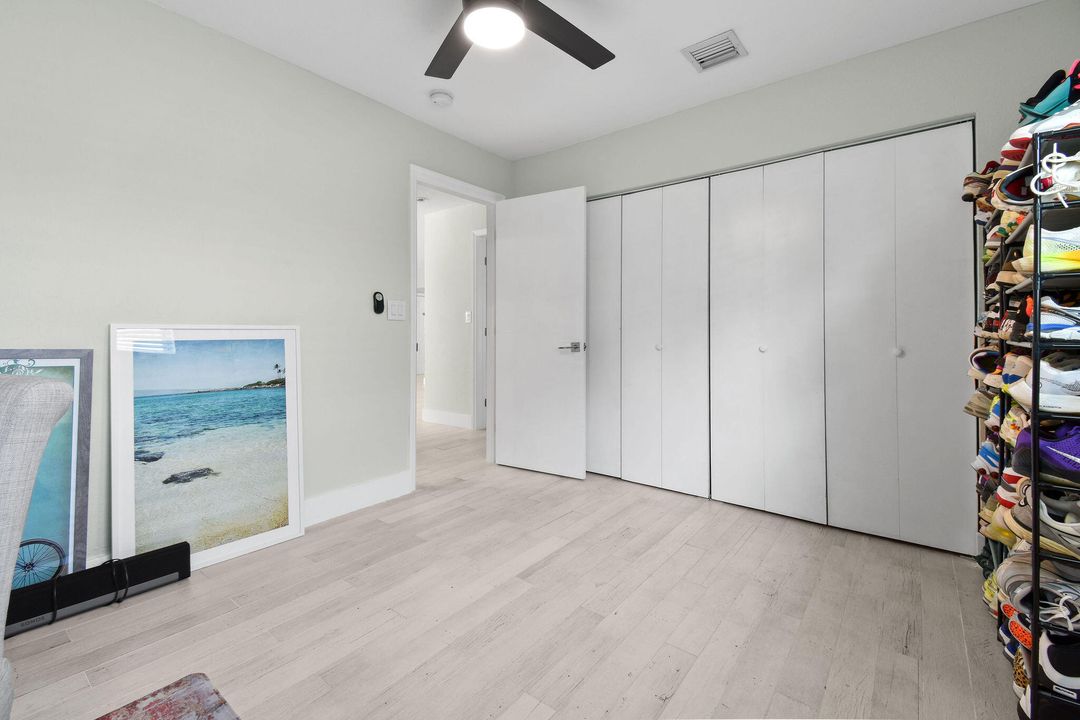 For Sale: $949,000 (4 beds, 3 baths, 1963 Square Feet)