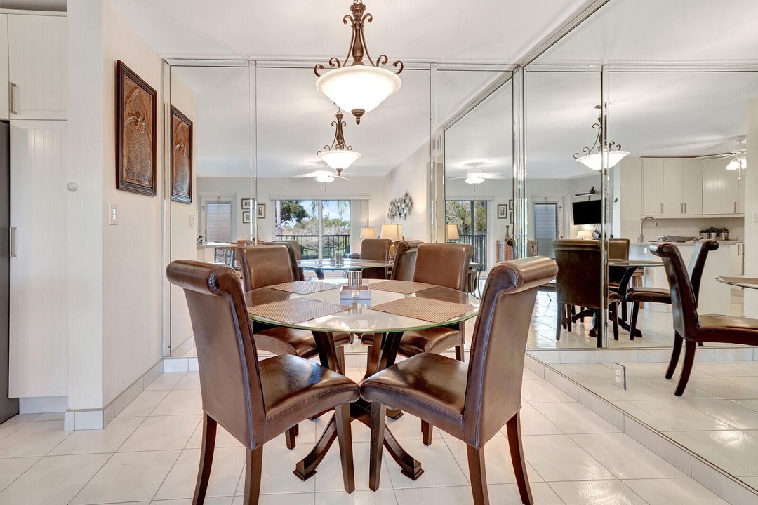 For Rent: $2,900 (2 beds, 2 baths, 852 Square Feet)