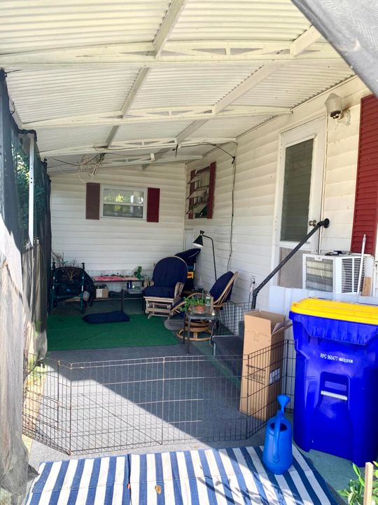 待售: $174,000 (2 贝兹, 1 浴室, 552 平方英尺)