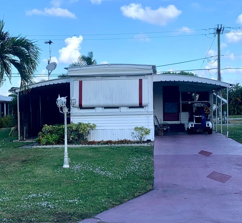 待售: $174,000 (2 贝兹, 1 浴室, 552 平方英尺)