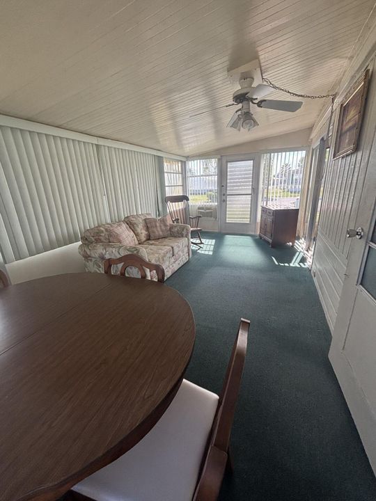 For Sale: $34,900 (2 beds, 2 baths, 1394 Square Feet)