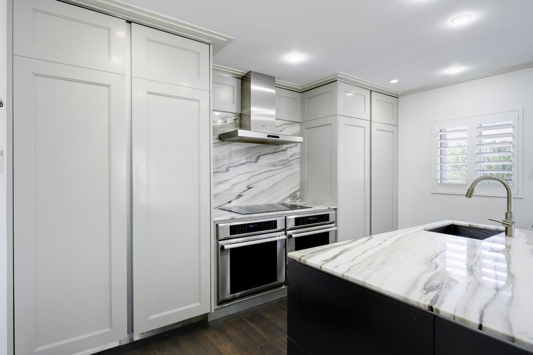 出租: $19,500 (2 贝兹, 2 浴室, 1686 平方英尺)