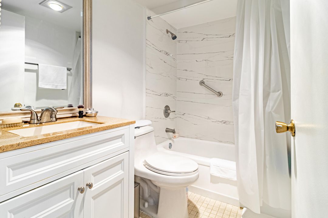 For Sale: $148,000 (2 beds, 1 baths, 835 Square Feet)