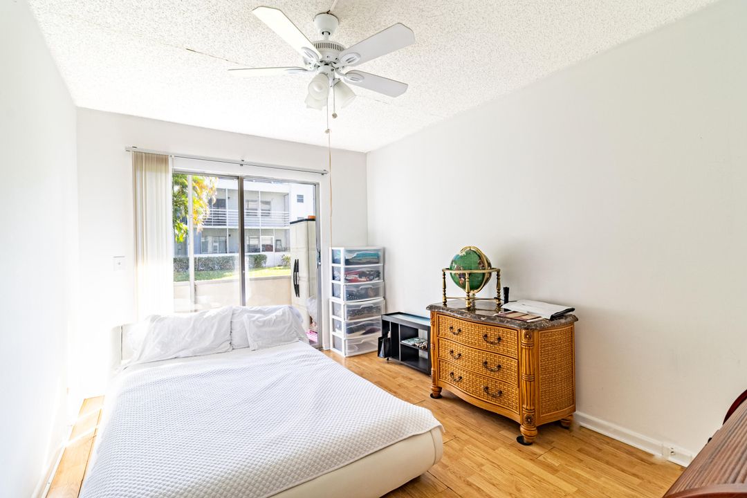 For Sale: $148,000 (2 beds, 1 baths, 835 Square Feet)