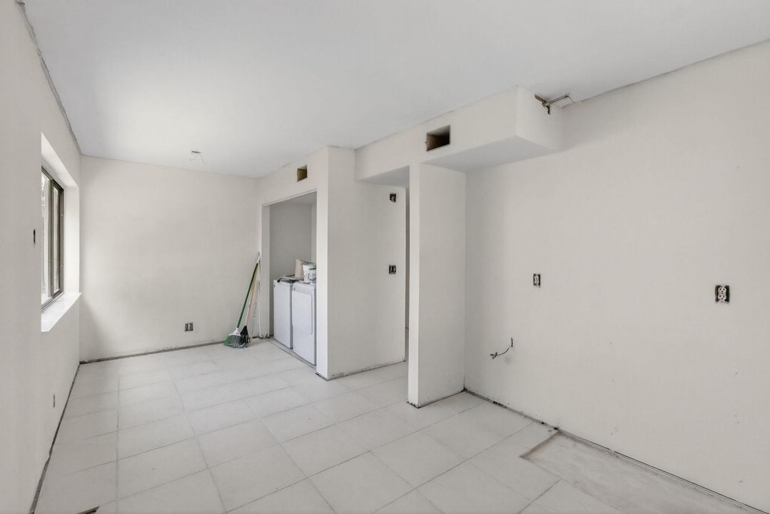 待售: $219,000 (3 贝兹, 2 浴室, 1426 平方英尺)