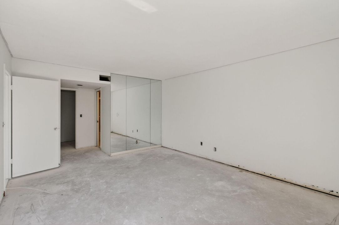 待售: $219,000 (3 贝兹, 2 浴室, 1426 平方英尺)