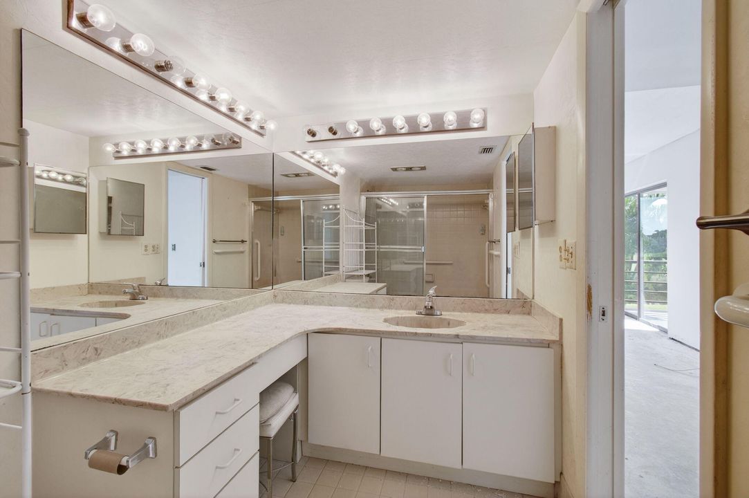 待售: $219,000 (3 贝兹, 2 浴室, 1426 平方英尺)