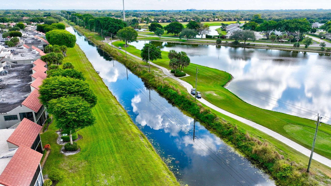 待售: $219,000 (3 贝兹, 2 浴室, 1426 平方英尺)