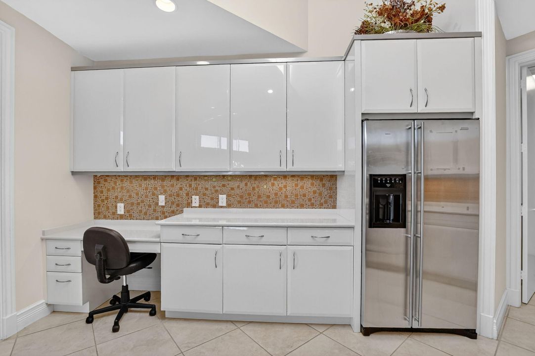 En Venta: $2,900,000 (3 camas, 4 baños, 3355 Pies cuadrados)