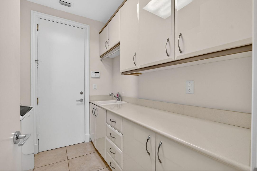 En Venta: $2,900,000 (3 camas, 4 baños, 3355 Pies cuadrados)