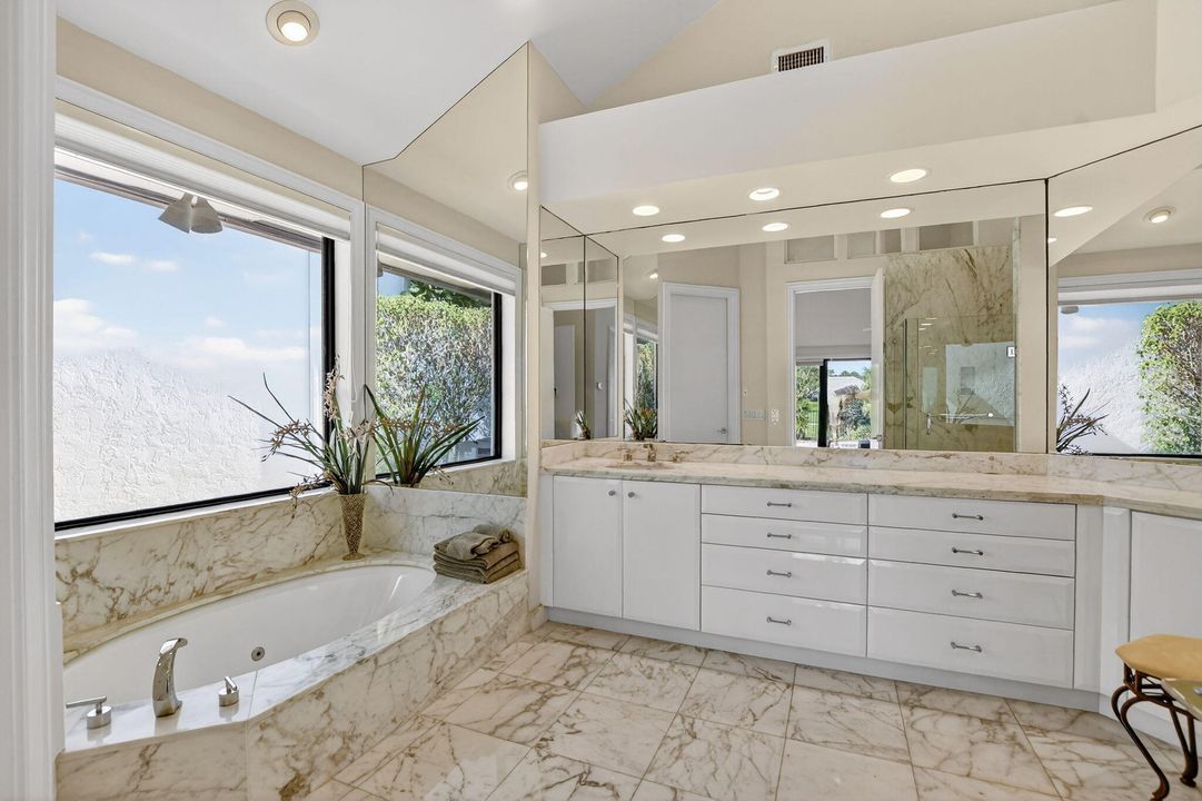 En Venta: $2,900,000 (3 camas, 4 baños, 3355 Pies cuadrados)