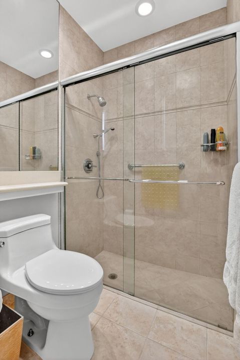 En Venta: $2,900,000 (3 camas, 4 baños, 3355 Pies cuadrados)