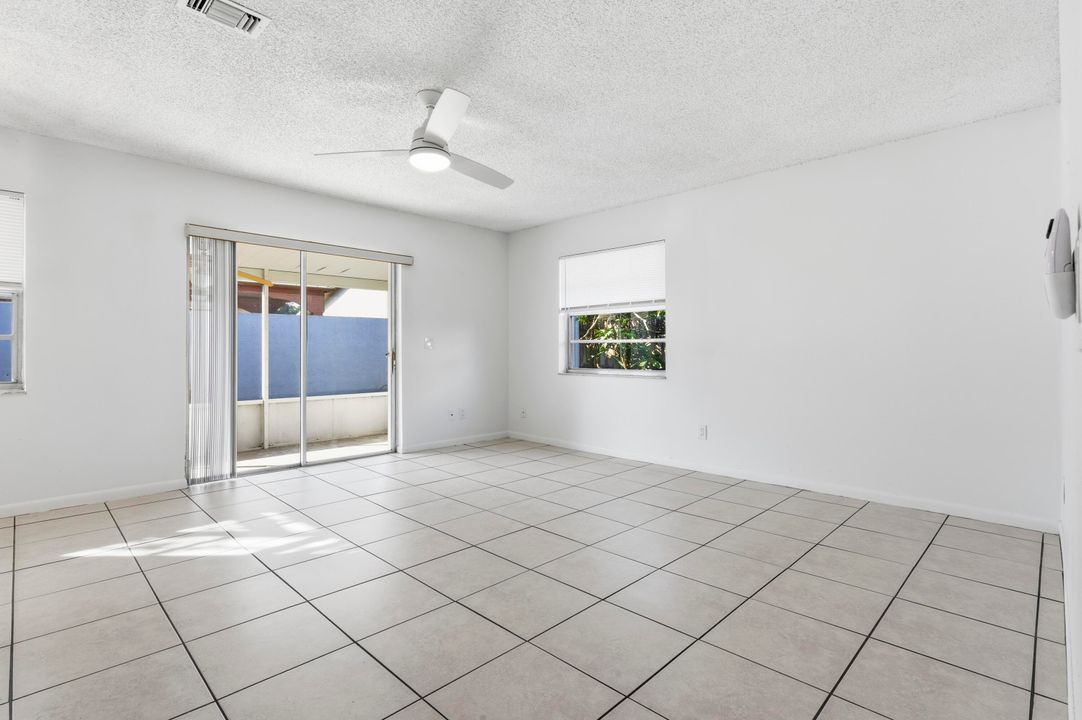 En Venta: $419,900 (3 camas, 2 baños, 1151 Pies cuadrados)