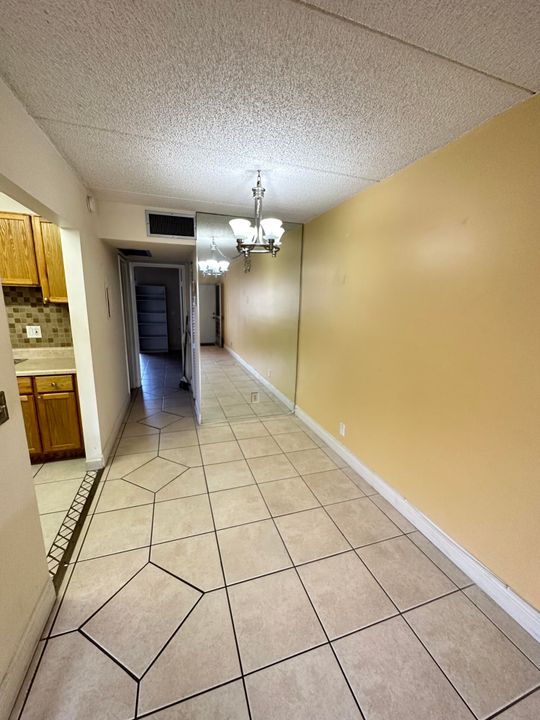 В аренду: $1,500 (1 спален, 1 ванн, 650 Квадратных фут)