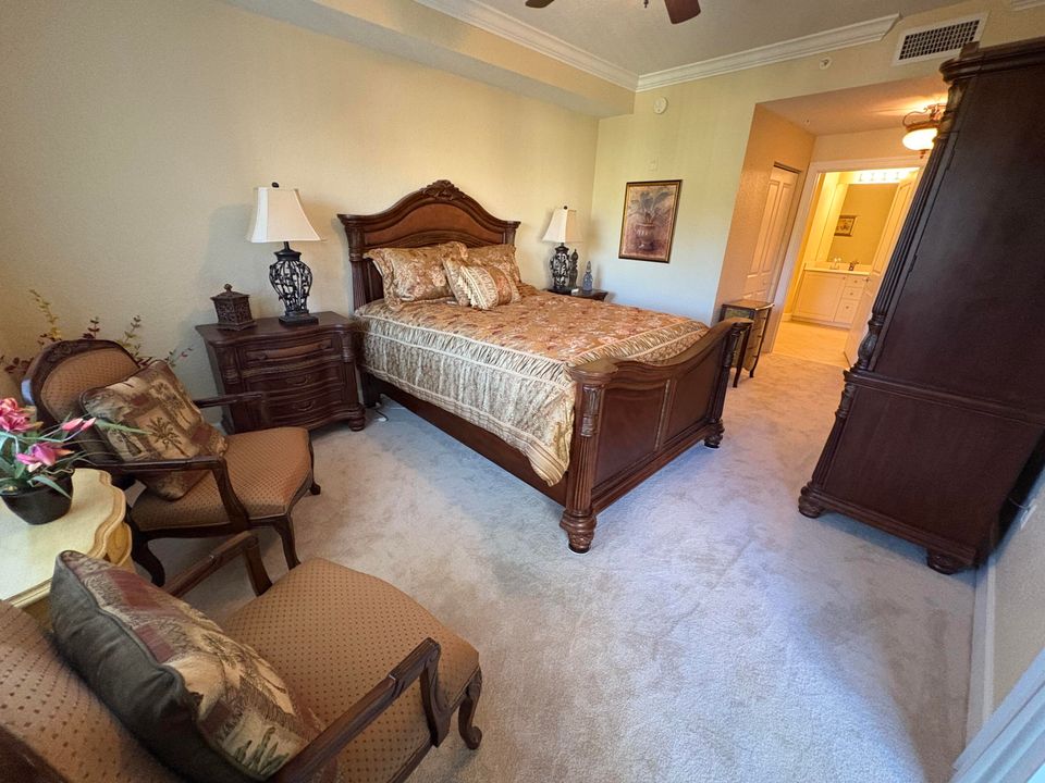 For Rent: $2,400 (2 beds, 2 baths, 1048 Square Feet)