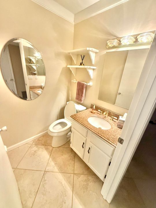 For Sale: $140,000 (1 beds, 1 baths, 750 Square Feet)